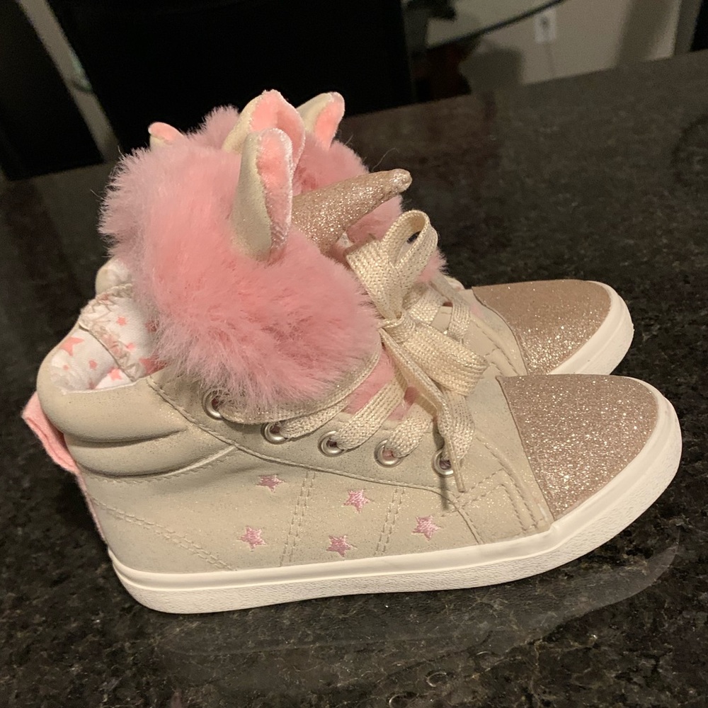 Unicorn 🦄 shoes !!! 💘